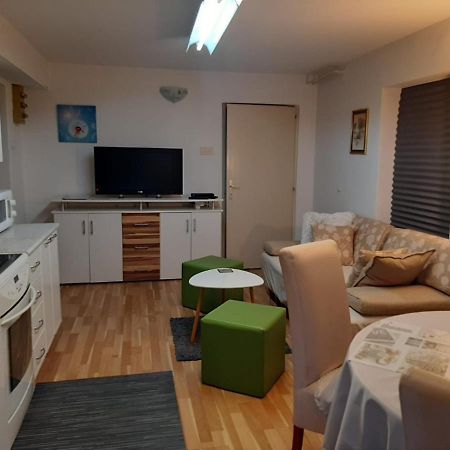Apartment & Rooms Miboti Samobor Esterno foto